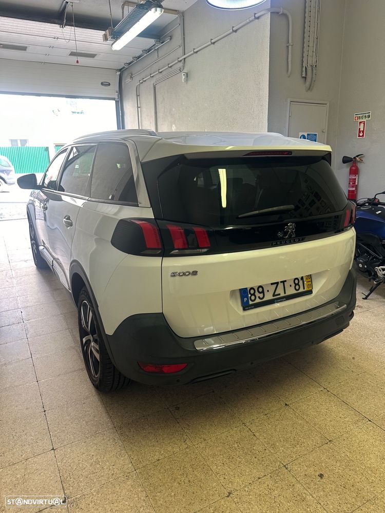 Peugeot 5008 1.5 BlueHDi Allure Pack EAT8 - 24