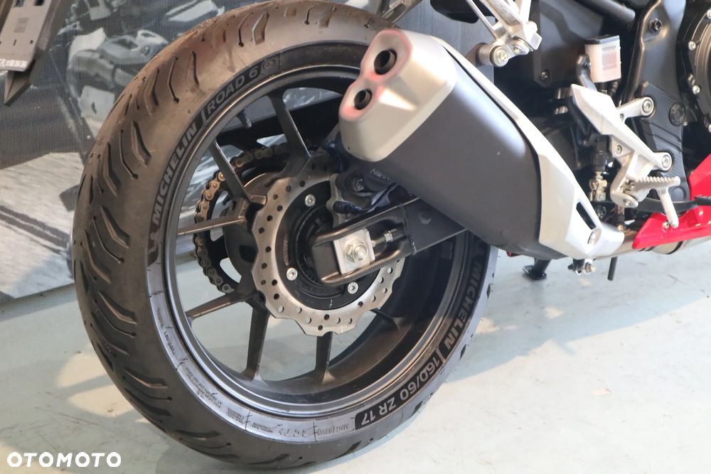 Honda CBR - 19
