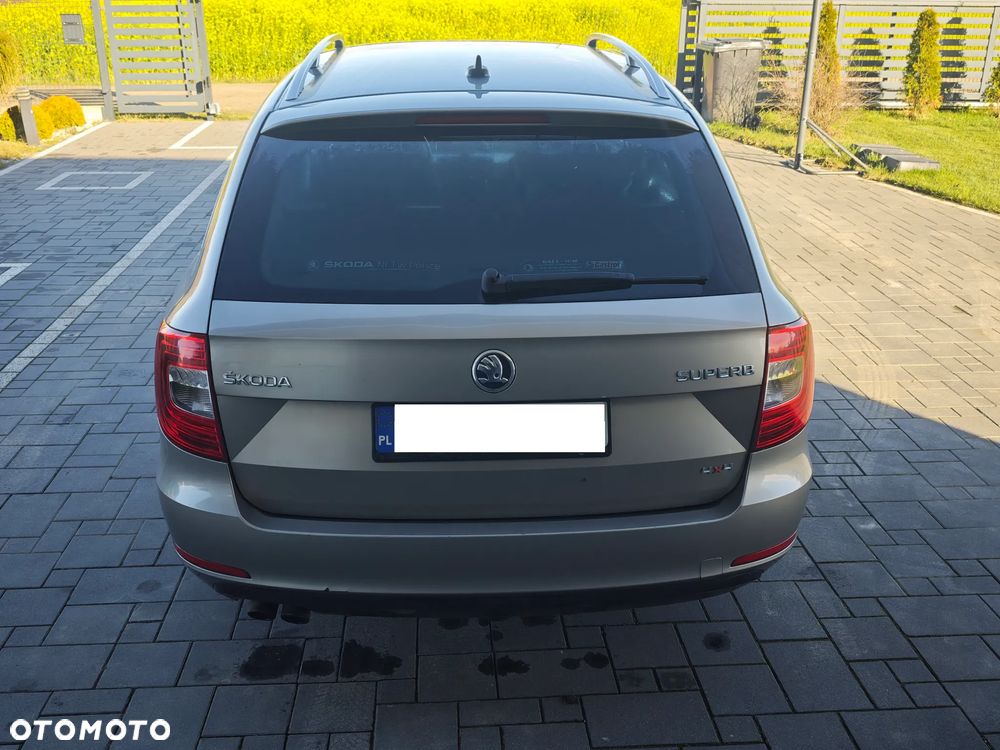 Skoda Superb 2.0 TDI 4x4 Ambition DSG - 5