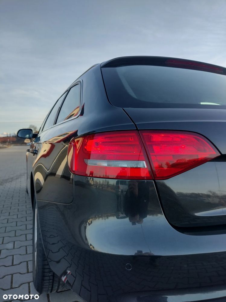 Audi A4 Avant 2.0 TDI DPF clean diesel multitronic Ambiente - 10