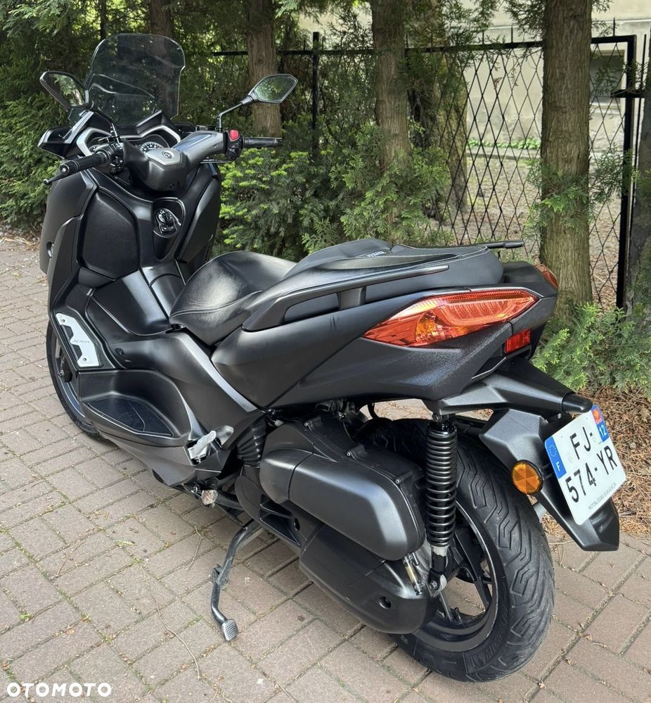 Yamaha X-max - 11