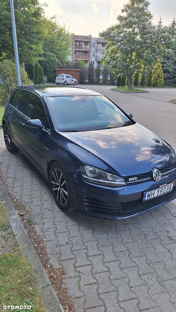 Volkswagen Golf GTD 2.0 TDI SCR DSG - 2