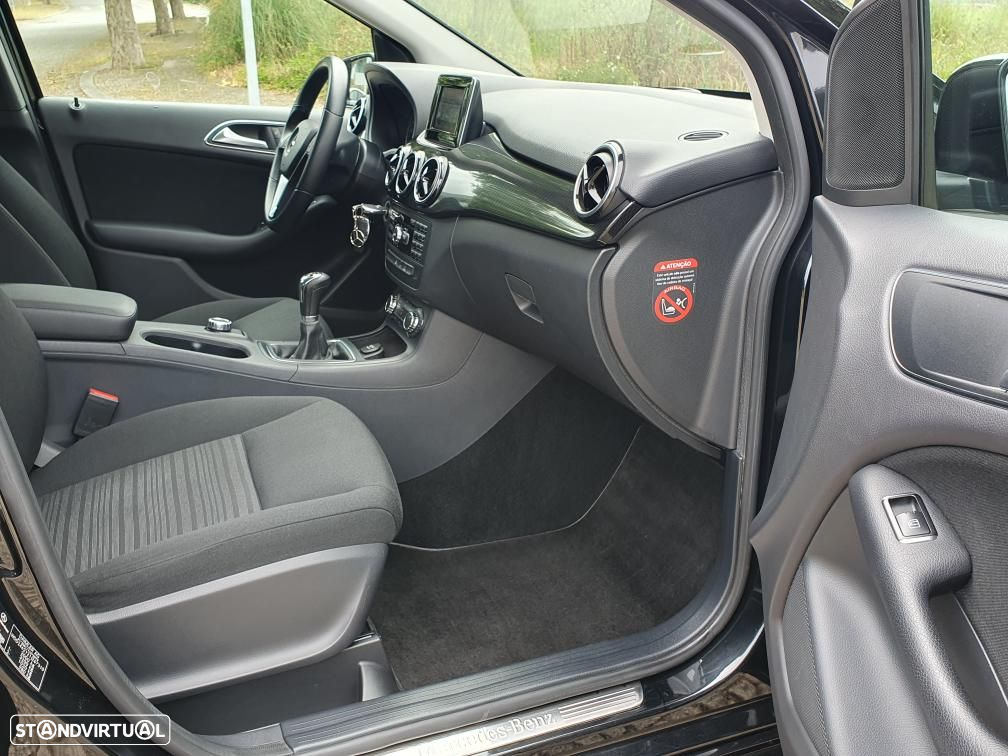 Mercedes-Benz B 180 CDi BlueEfficiency - 29