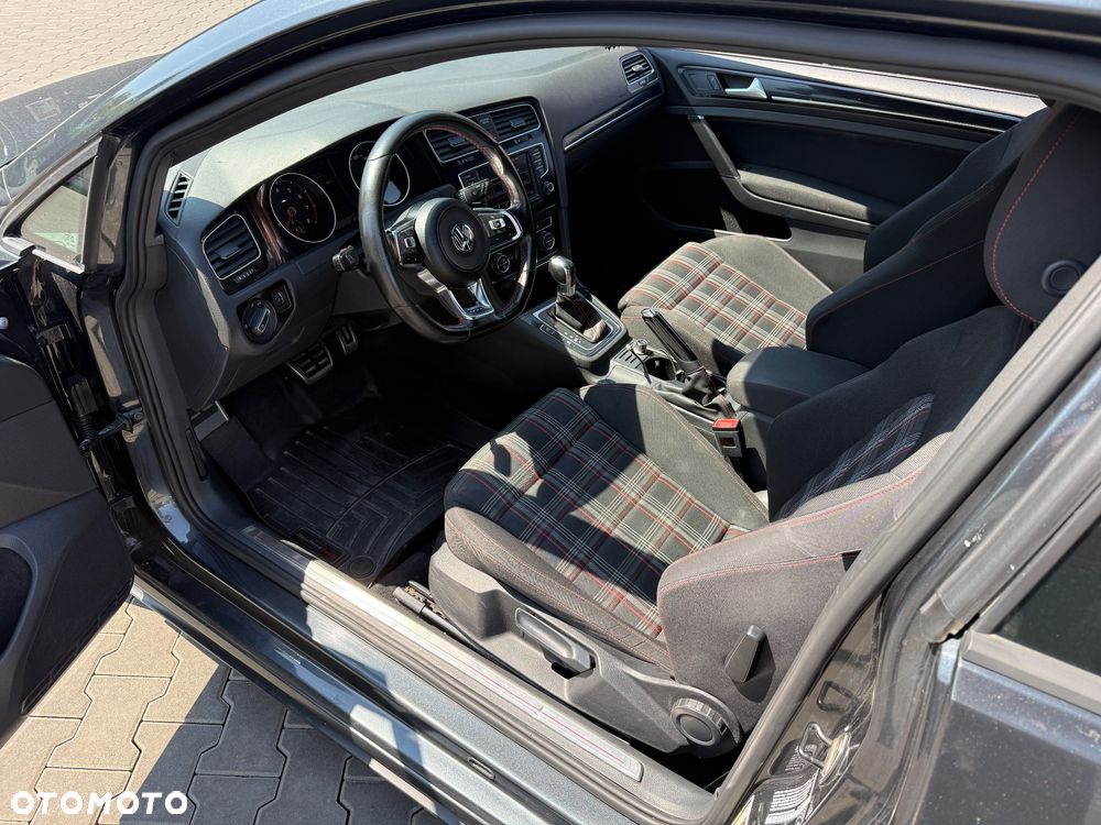 Volkswagen Golf 2.0 TSI BMT GTI DSG - 10