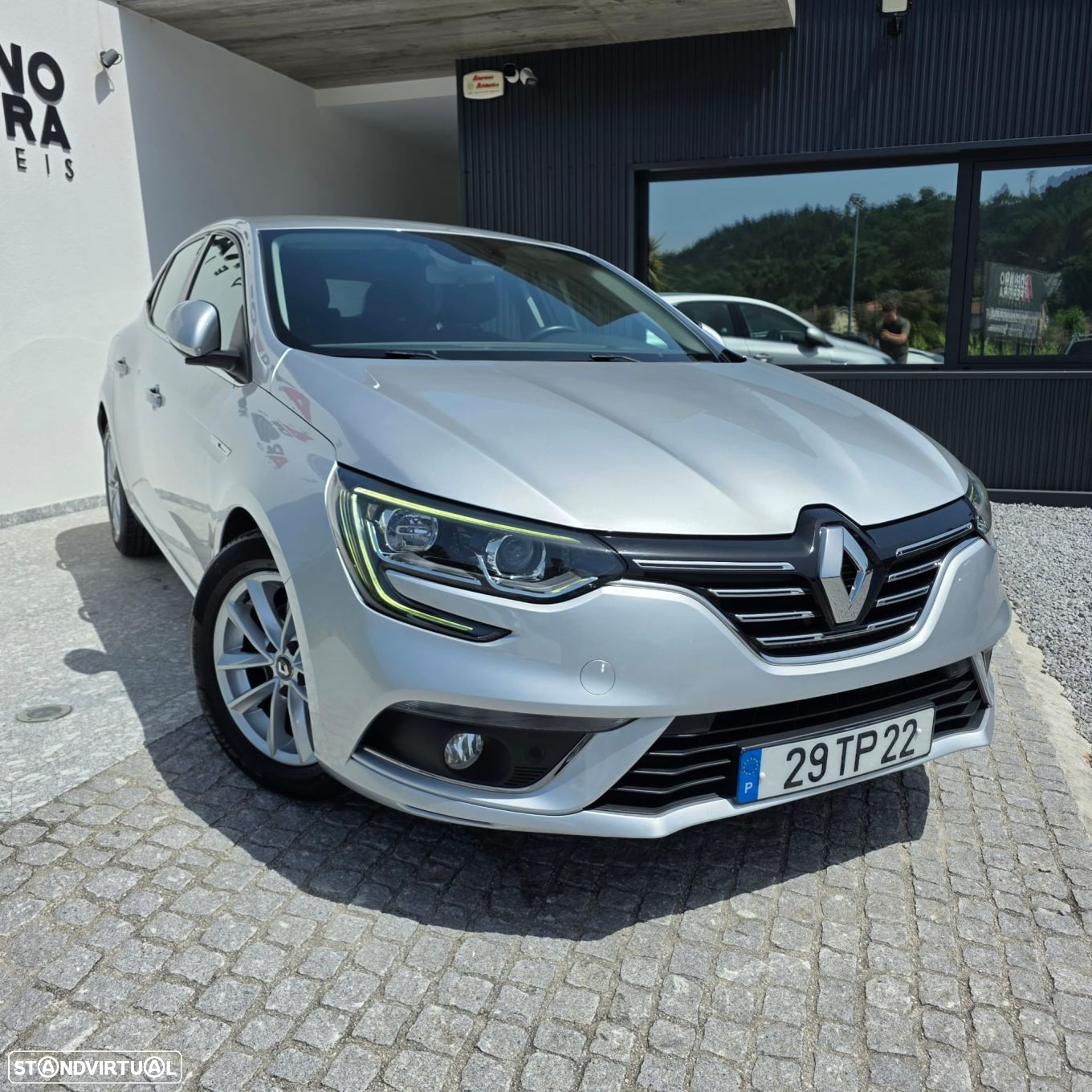 Renault Mégane 1.5 dCi Intens - 15