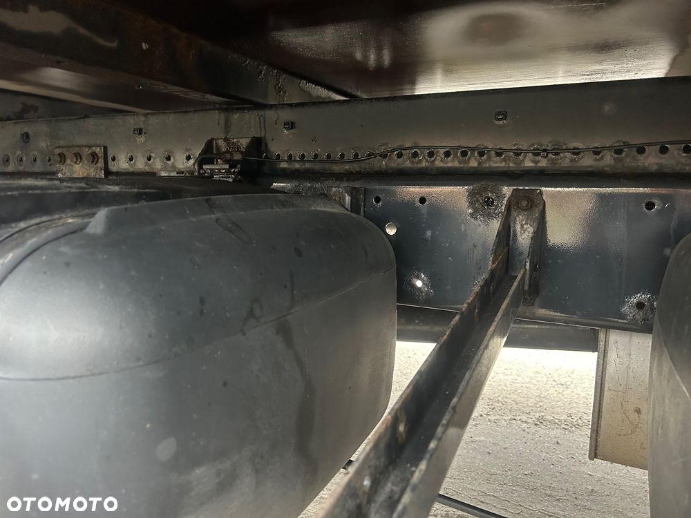 MAN LE 8.180 Kontener + Winda - 13