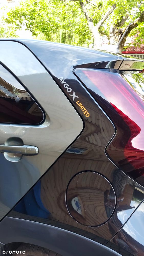 Toyota Aygo X 1.0 VVT-i Limited CVT - 1