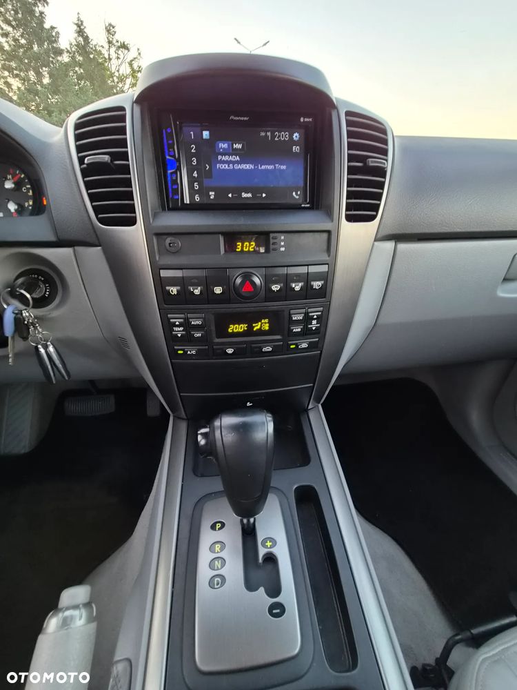 Kia Sorento - 32