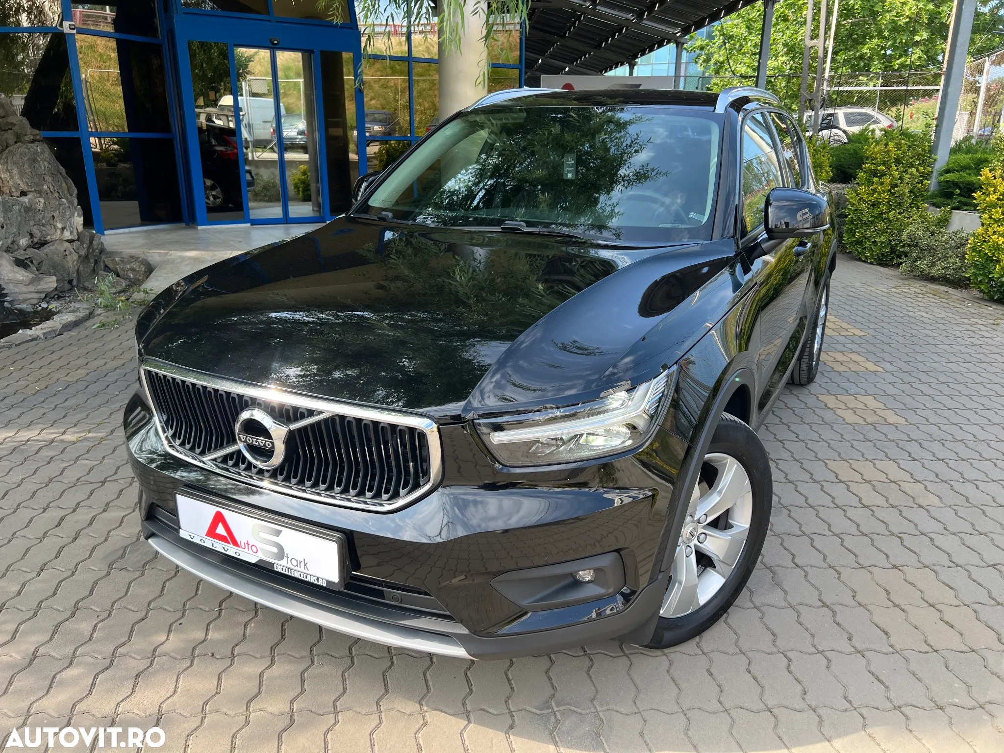 Volvo XC 40 D4 AWD Momentum - 9