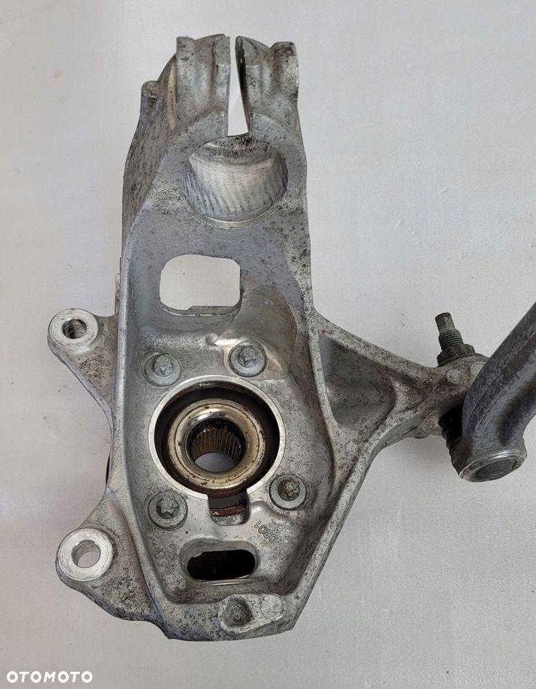 ZWROTNICA PIASTA PRAWA PRZÓD MERCEDES A W177 B-KLASA A247 W247 2019- - 2