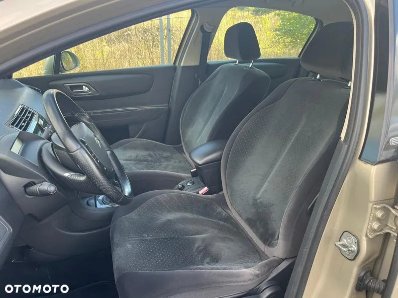 Citroën C4 1.6 HDi Impress - 13
