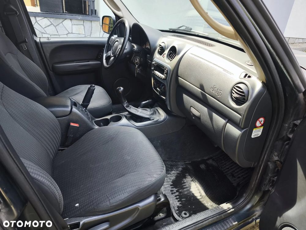 Jeep Cherokee 2.4 Sport - 7