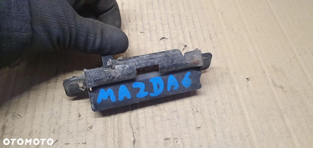 Klamka klapy bagażnika Mazda 6 Lift Kombi - 3