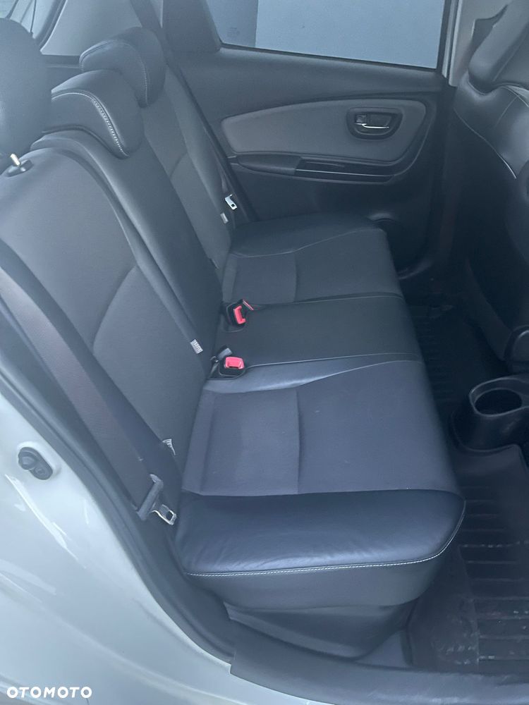 Toyota Yaris - 8
