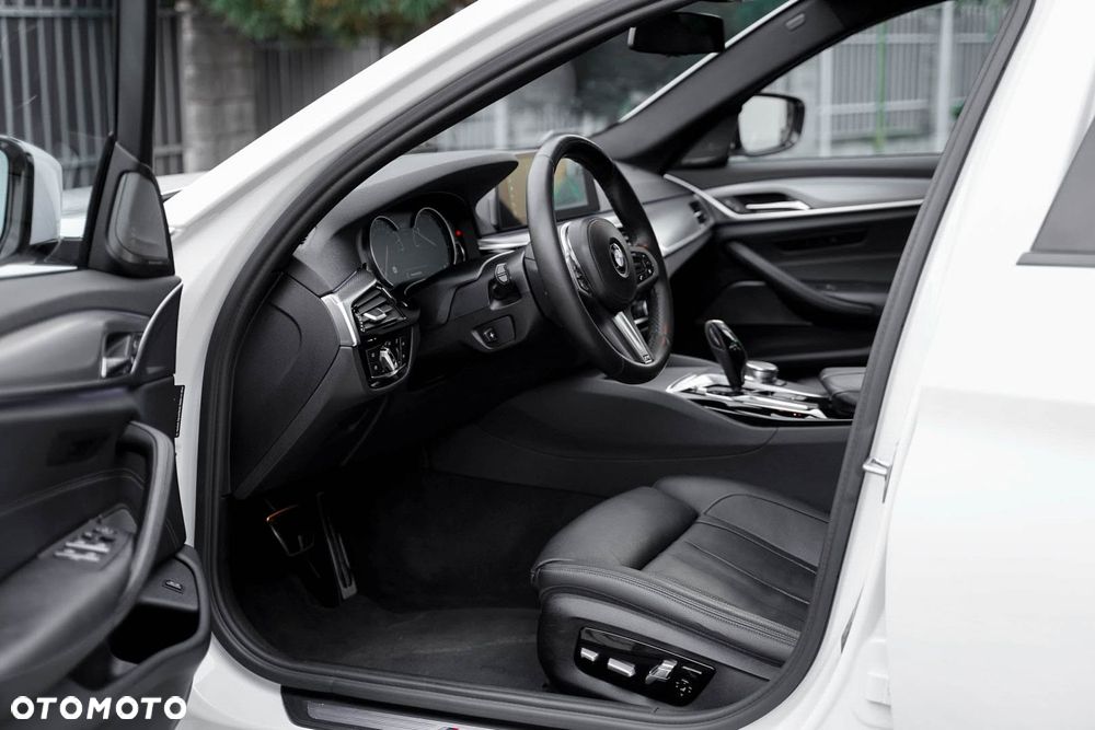 BMW Seria 5 520d xDrive Sport Line - 5