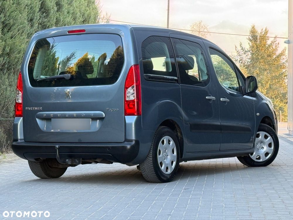 Peugeot Partner 110 Family - 11