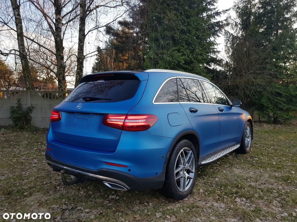 Mercedes-Benz GLC 250 d 4Matic 9G-TRONIC AMG Line - 2