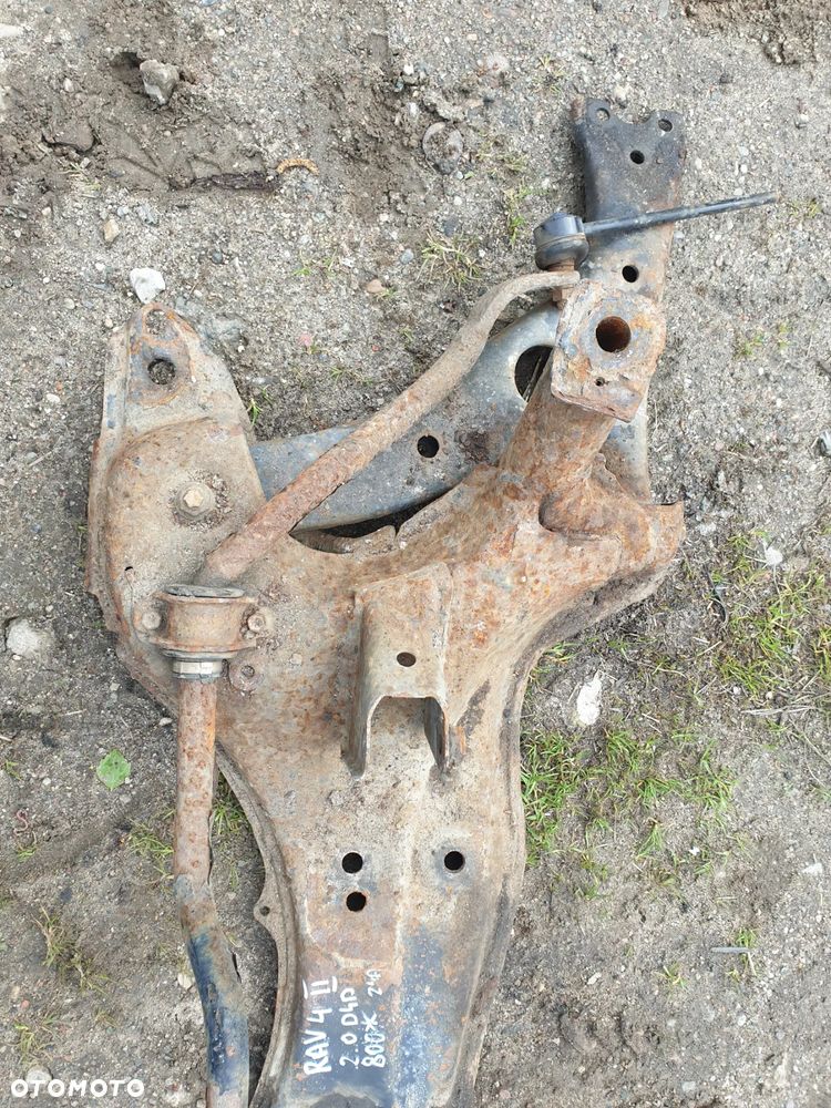 WÓZEK SANKI KOŁYSKA TOYOTA RAV4 II 2.0 D4D - 3