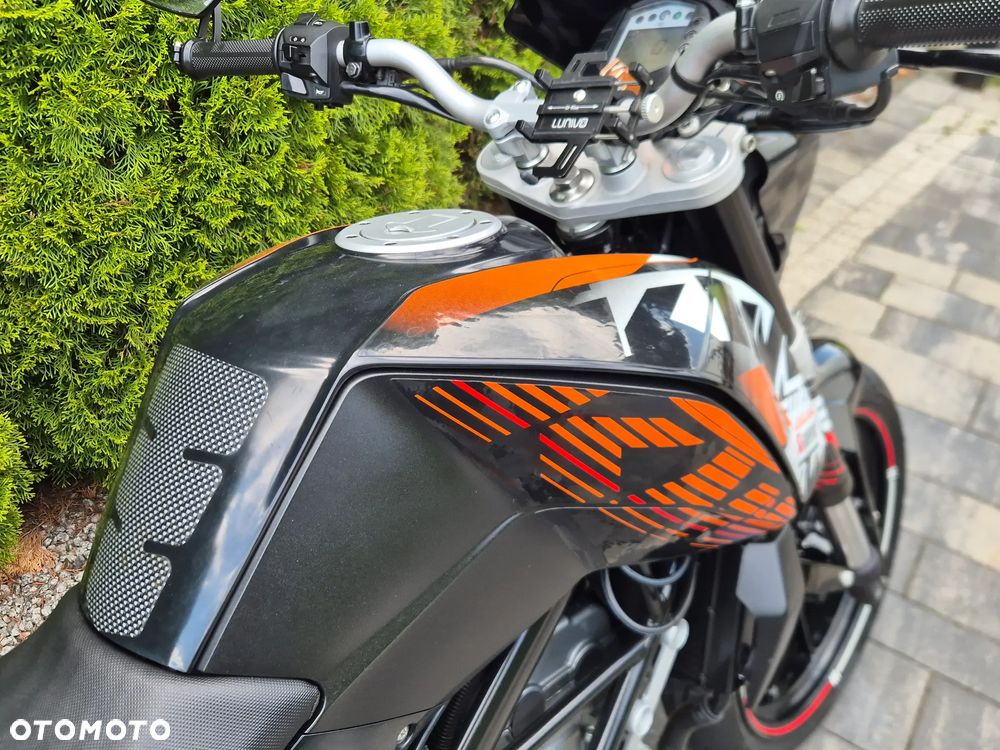 KTM Duke 125 - 11
