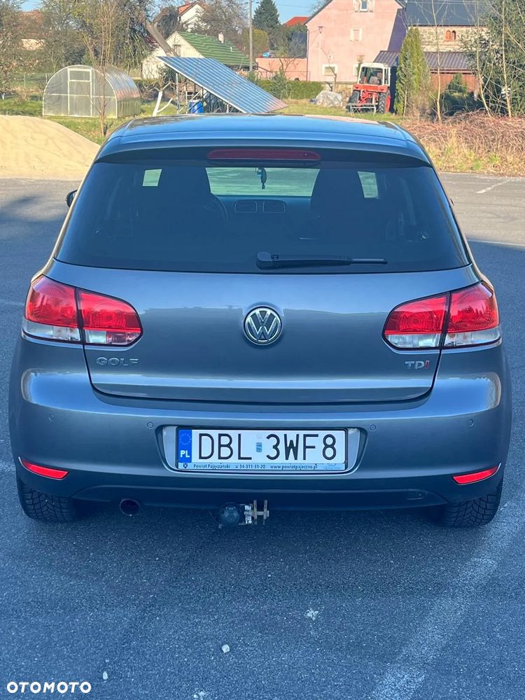 Volkswagen Golf 1.6 TDI Highline - 4