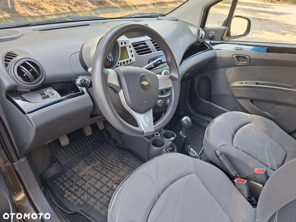 Chevrolet Spark 1.0 LS - 6