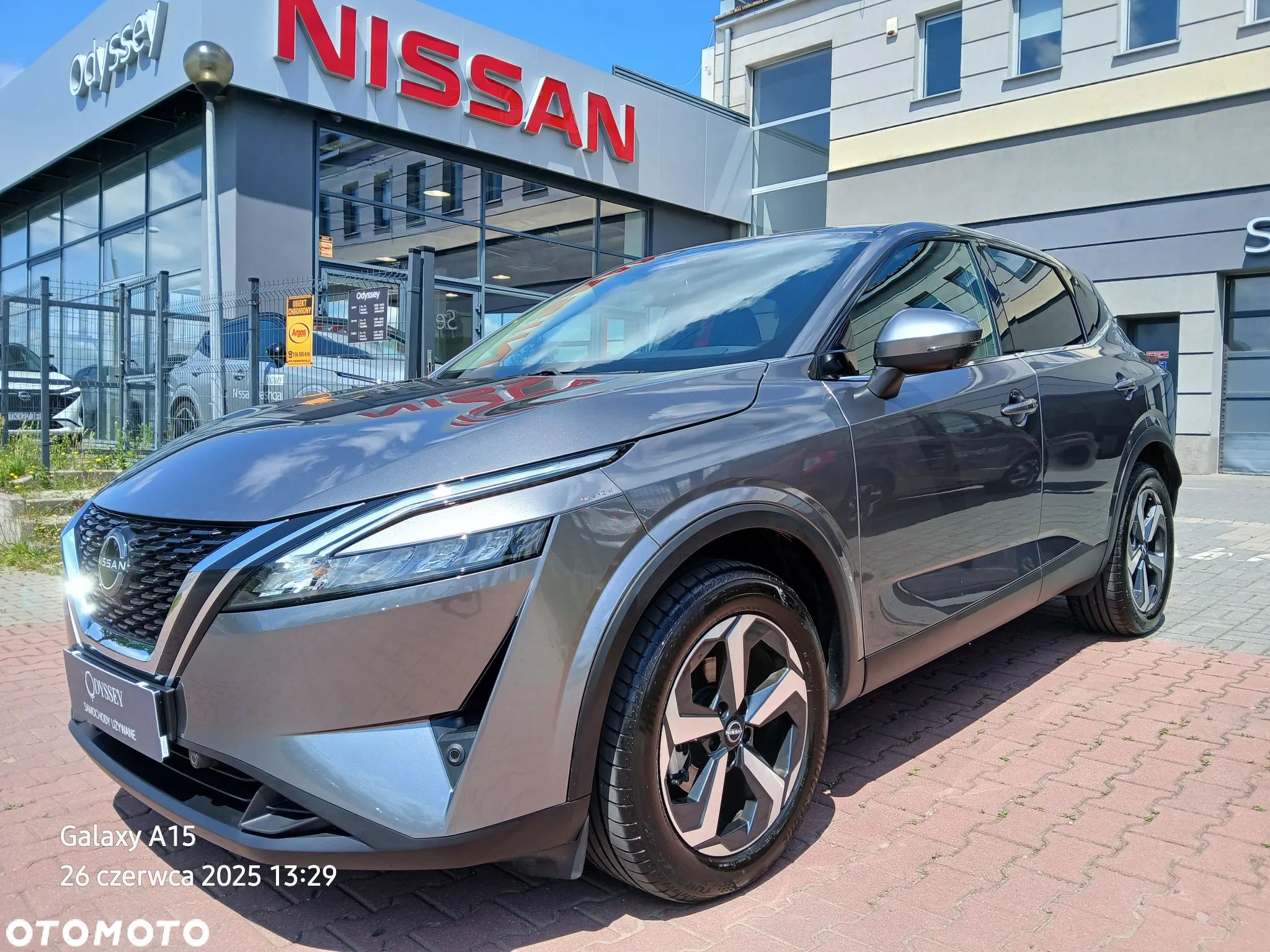 Nissan Qashqai - 1