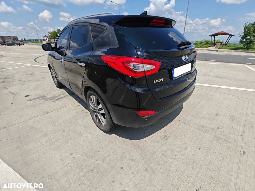 Hyundai ix35 2.0 CRDI 4WD Automatik Premium - 2