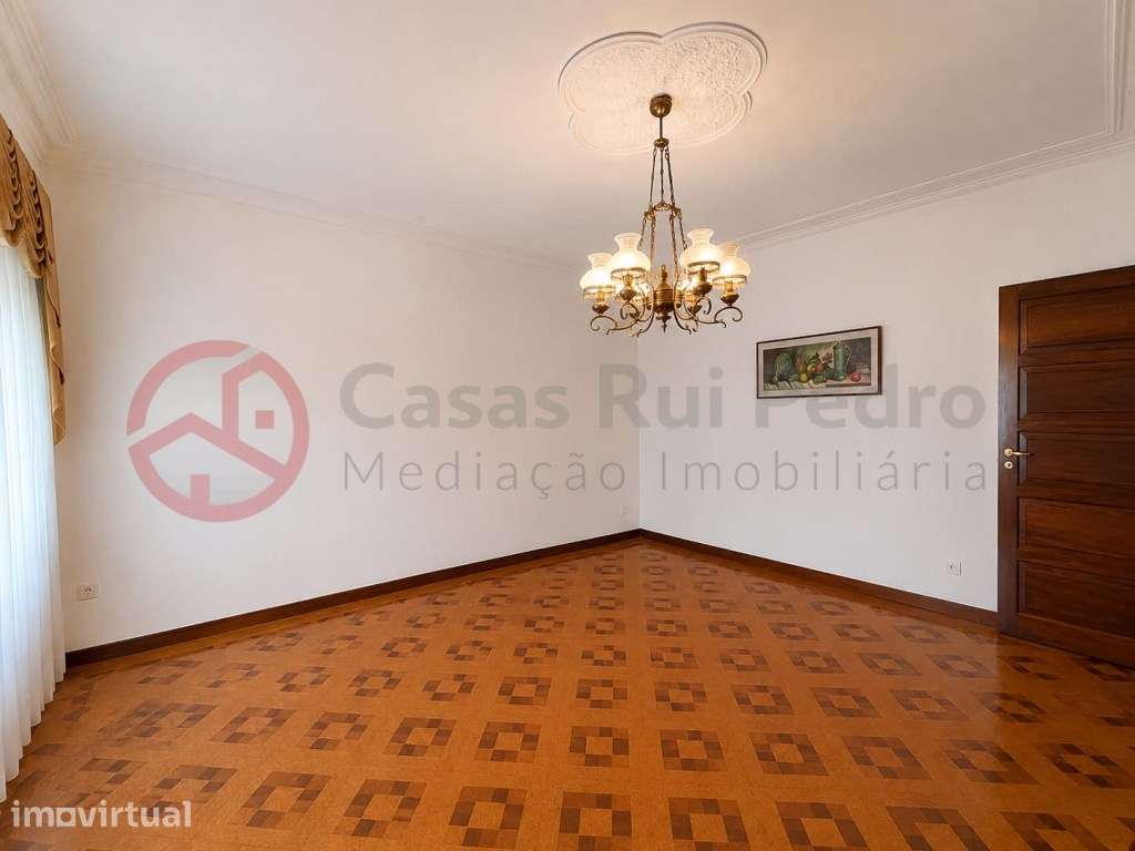 Apartamento T3 junto ao metro de superficie do Laranjeiro - Grande imagem: 5/35