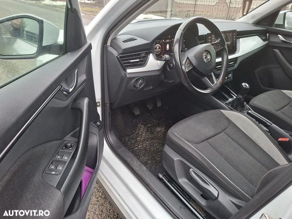 Skoda Kamiq 1.6 TDI Monte Carlo - 10