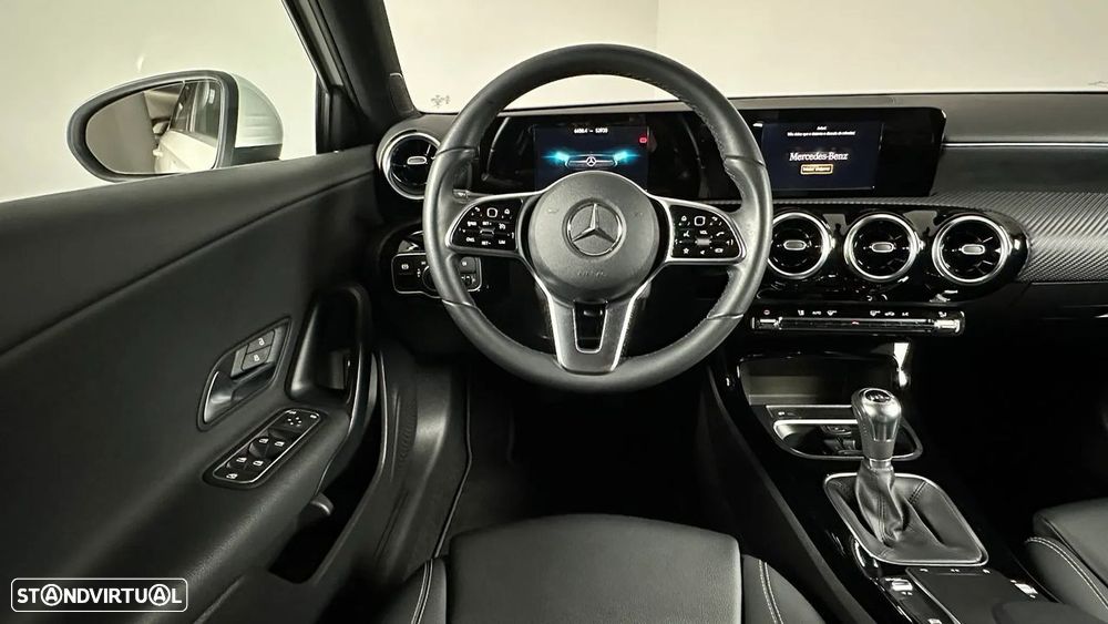 Mercedes-Benz CLA 180 d Progressive - 14