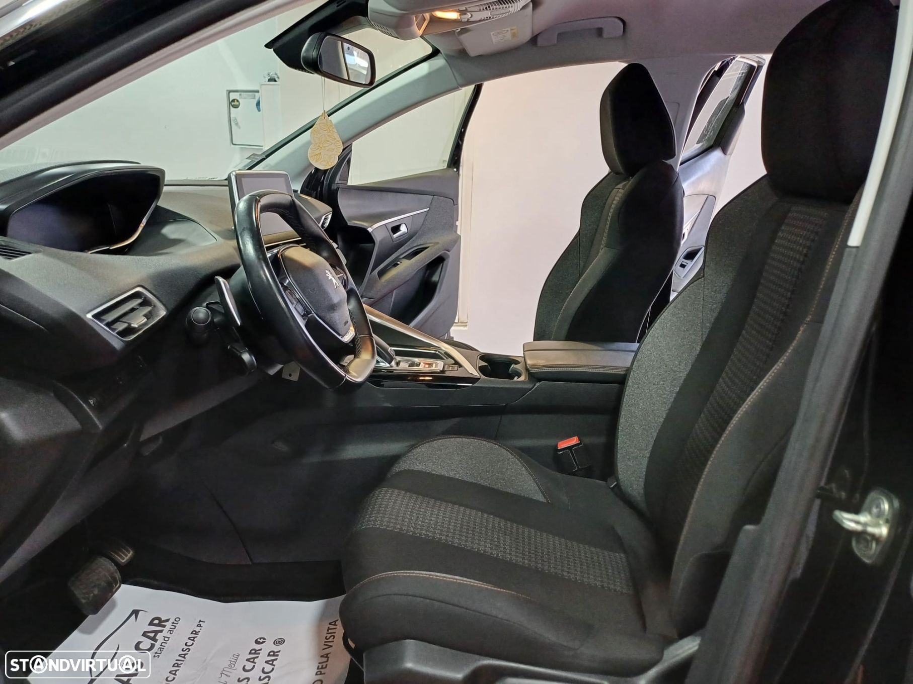 Peugeot 3008 1.5 BlueHDi Allure EAT8 - 10