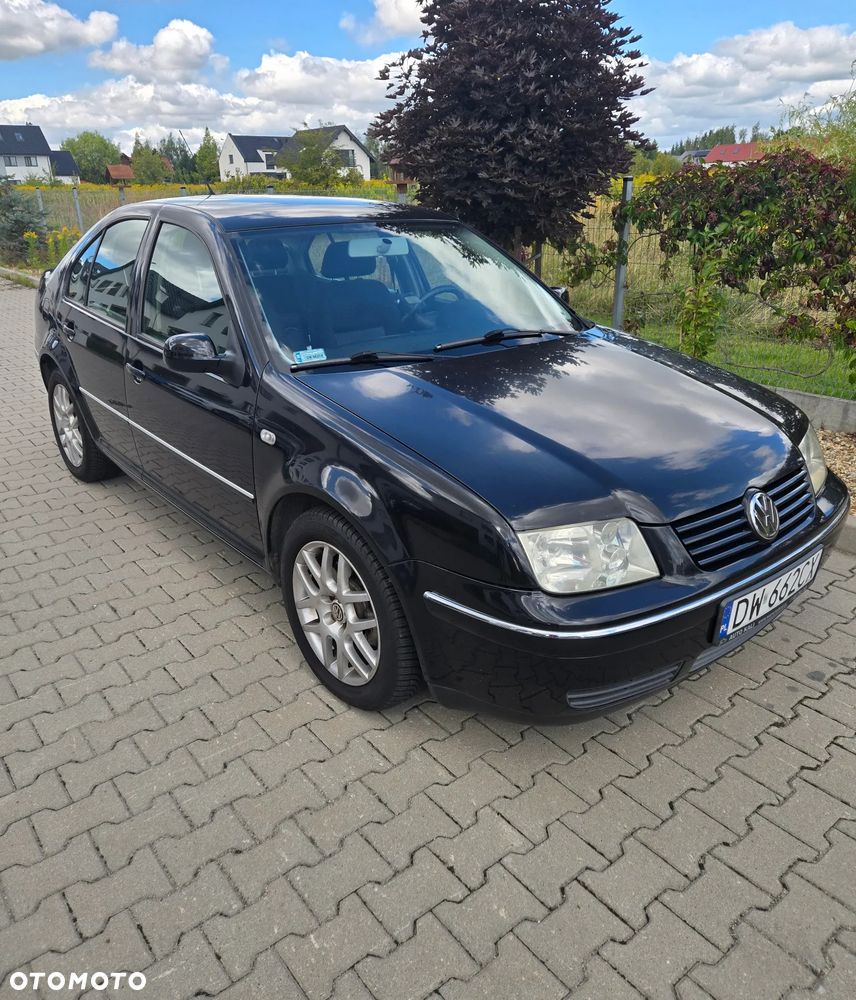 Volkswagen Bora 1.9 TDI 4 Mot Highline - 1