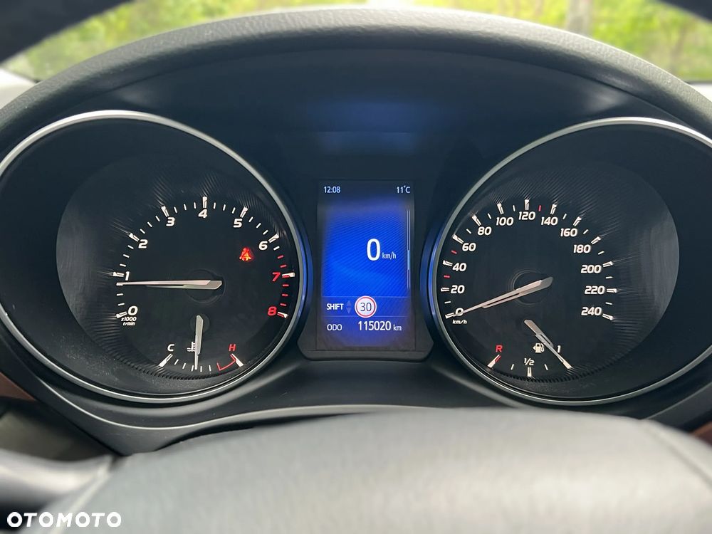 Toyota Avensis 1.8 Premium - 6