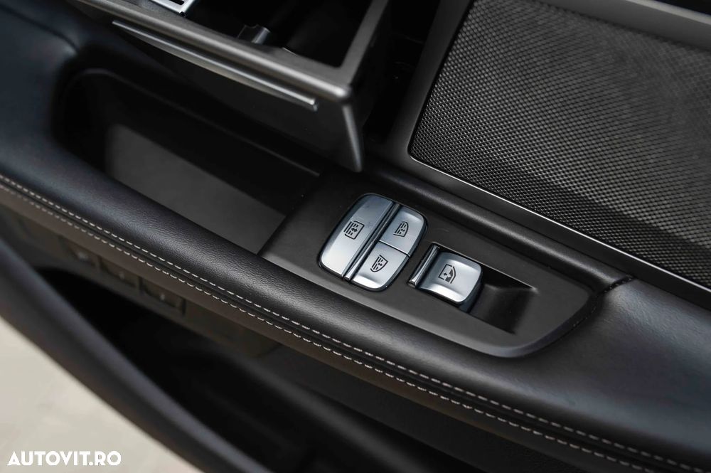 BMW Seria 7 745e AT PHEV - 41