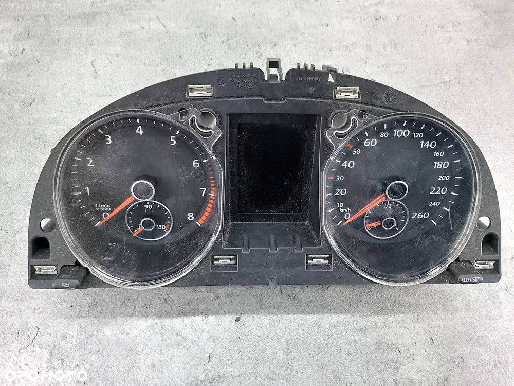 LICZNIK VW PASSAT B6 3C0920872F 1.8 TSI - 1