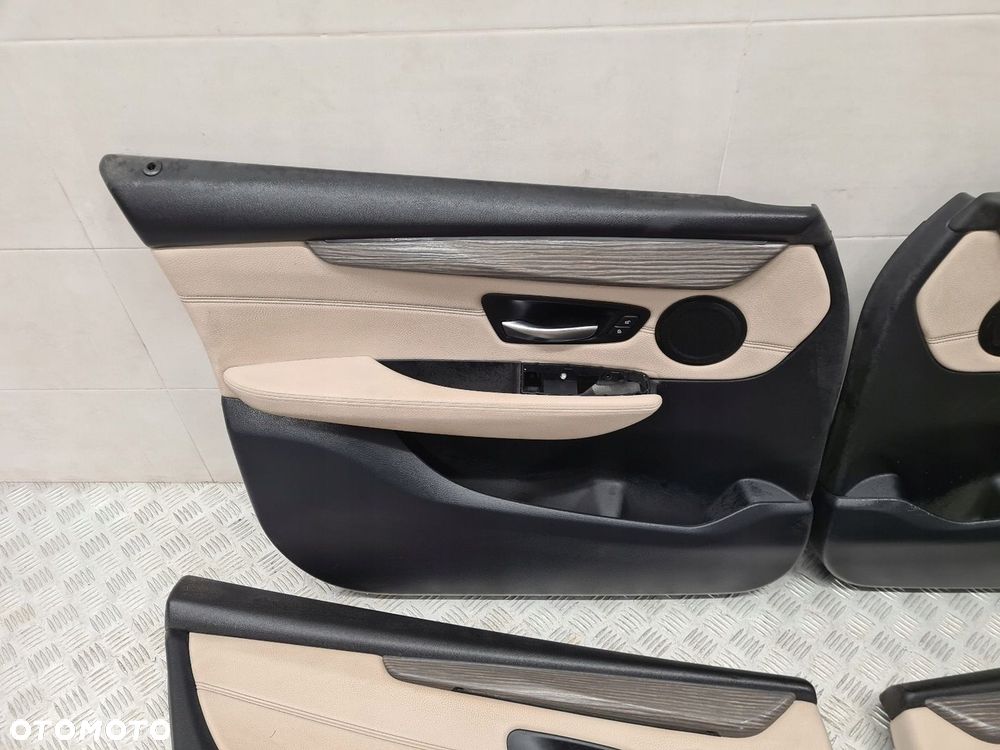 BMW F46 BOCZKI TAPICERKA DRZWI KOMPLET - 3