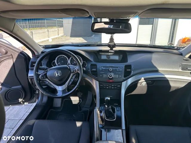 Honda Accord 2.0 Elegance - 15