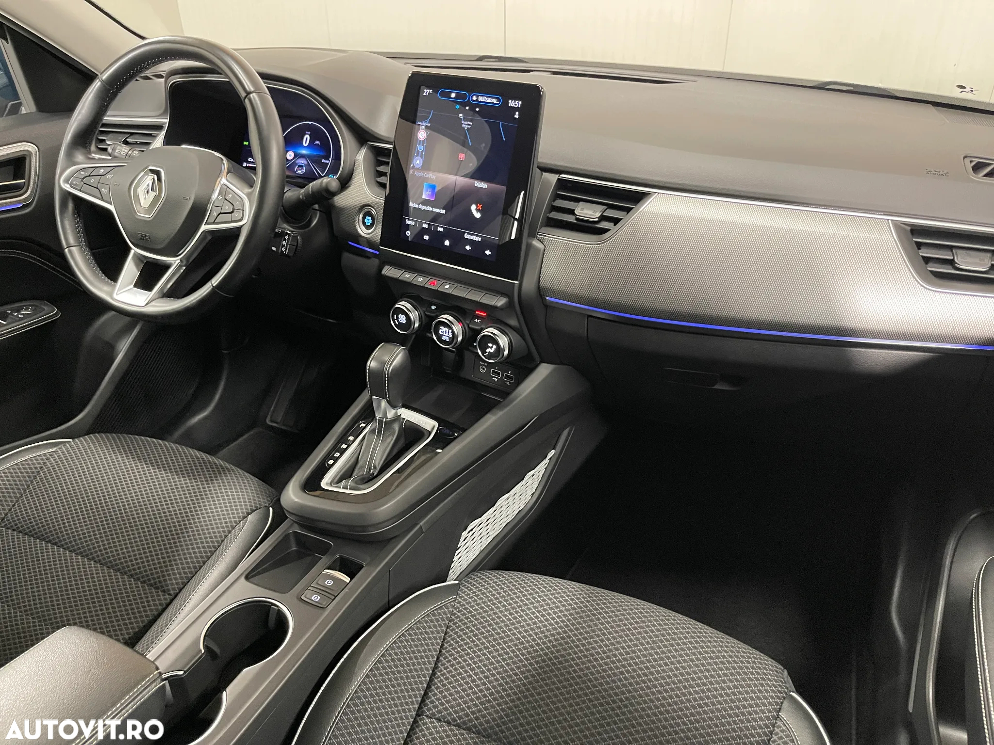 Renault Arkana E-TECH 145 Evolution - 9