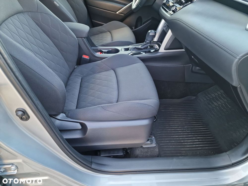 Toyota Corolla Cross 2.0 Hybrid Style - 15