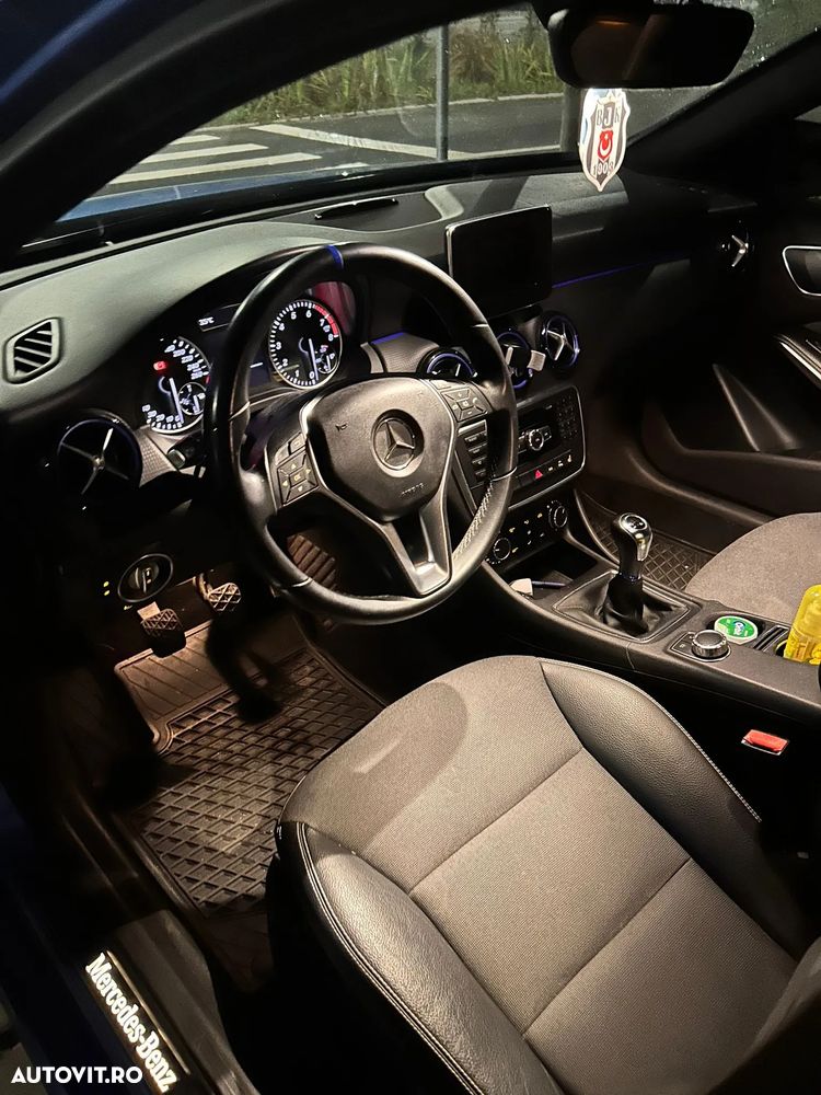 Mercedes-Benz A 180 BlueEfficiency Edition Style - 15