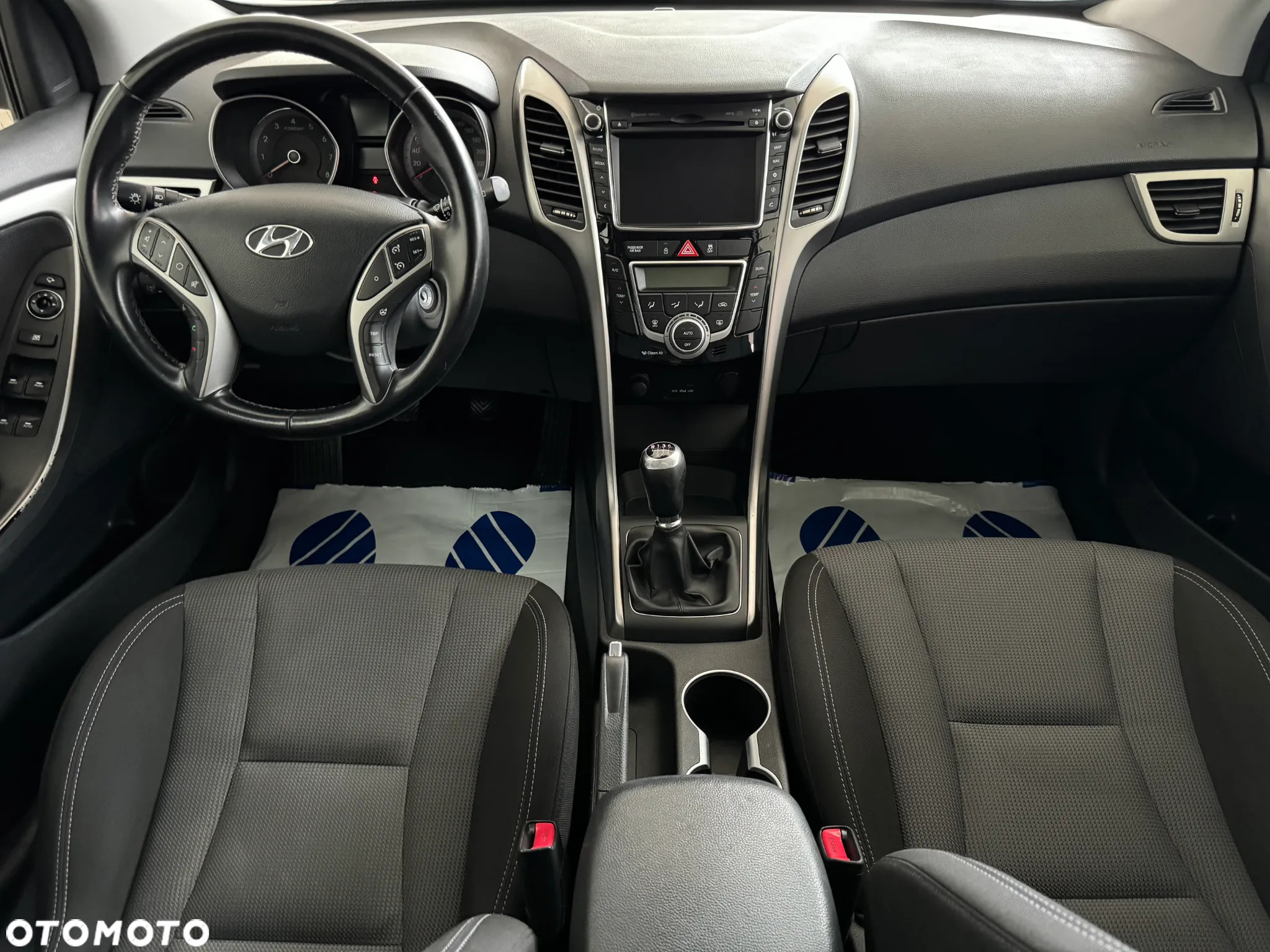 Hyundai i30 1.6 GDI BlueDrive Comfort - 29