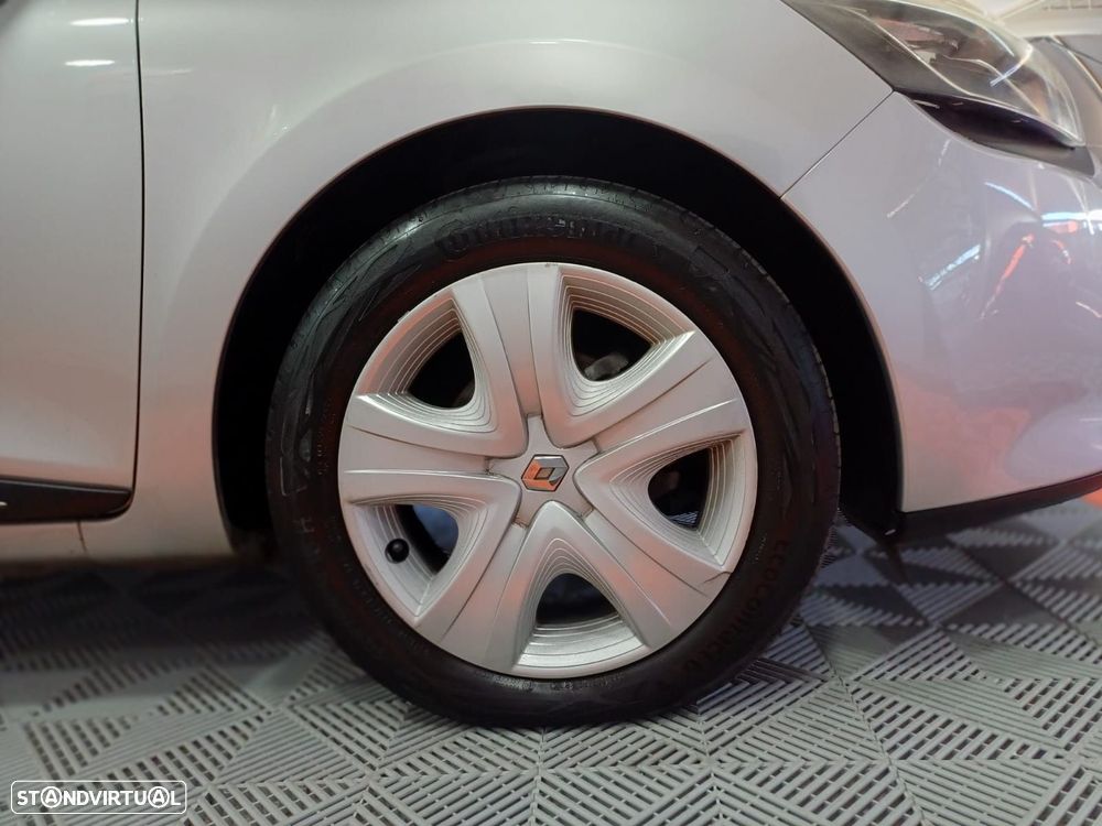 Renault Clio Sport Tourer 1.5 dCi Dynamique S - 9