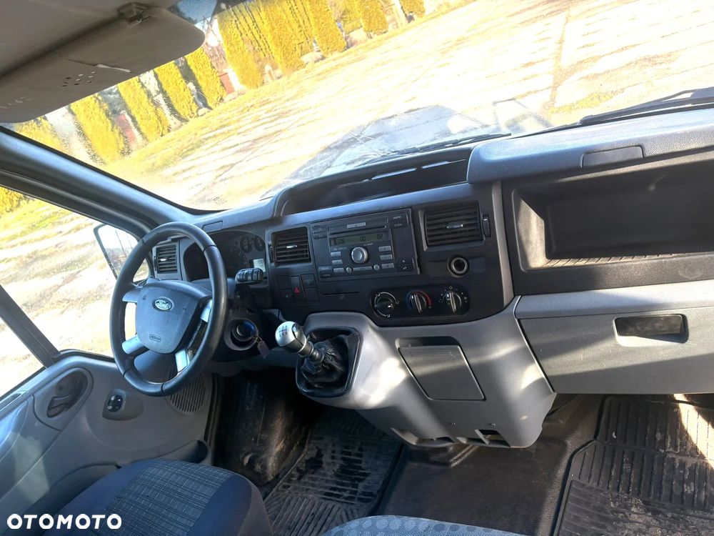 Ford Transit - 5