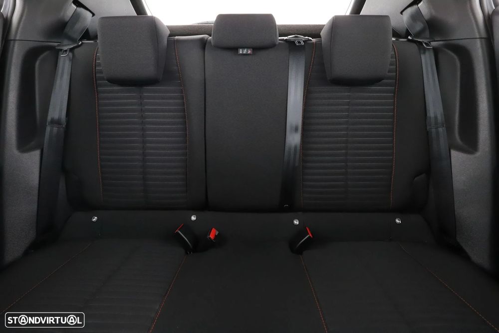 Peugeot 2008 1.2 PureTech Active Pack EAT8 - 14