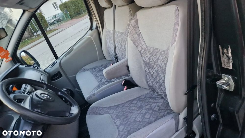 Opel VIVARO - 9