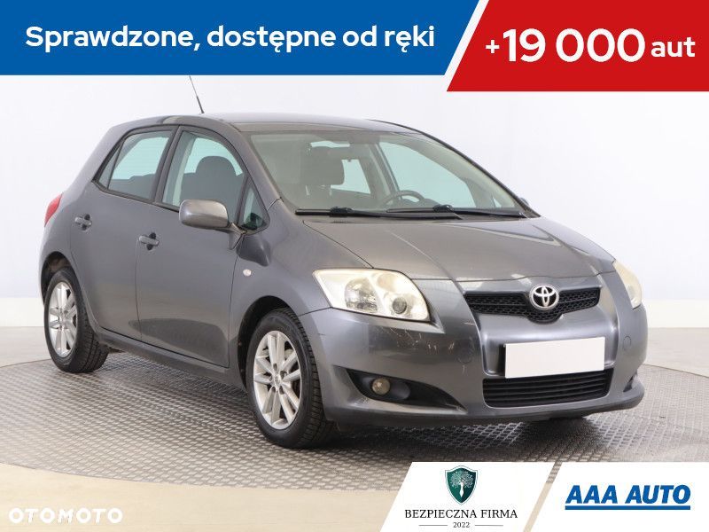 Toyota Auris - 2