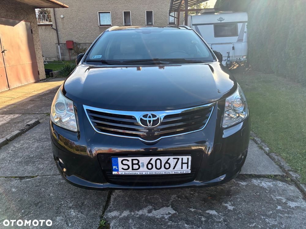 Toyota Avensis - 4