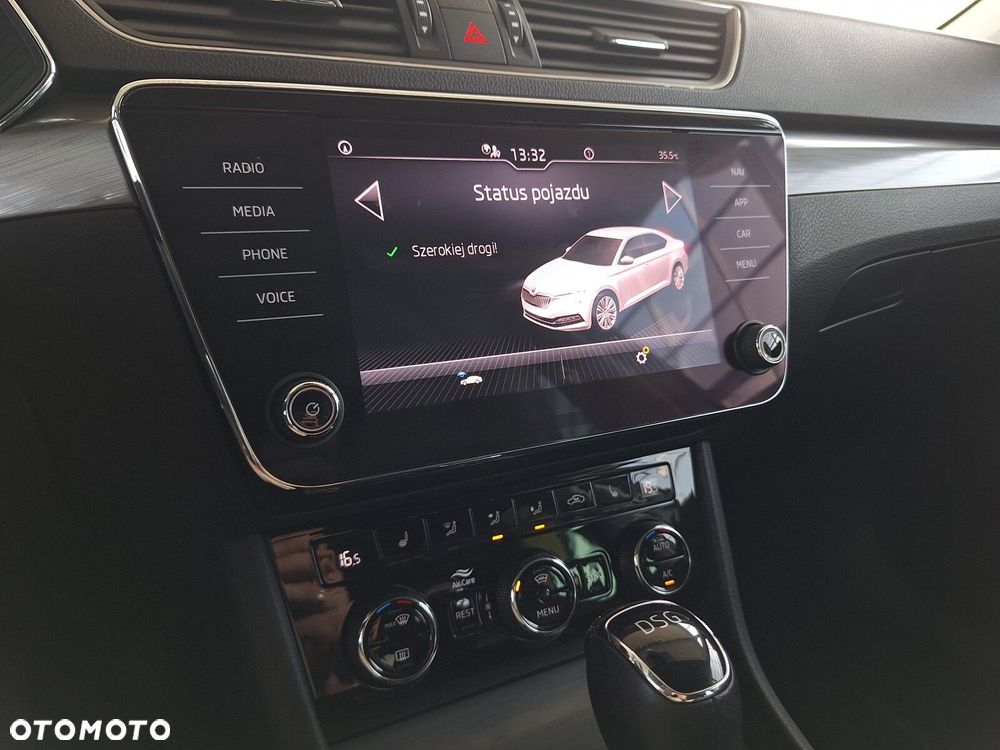 Skoda Superb 2.0 TSI Style DSG - 18