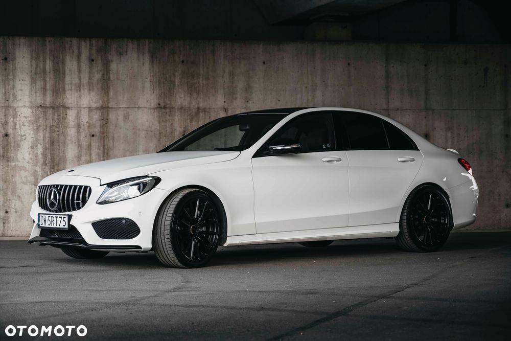 Mercedes-Benz Klasa C AMG 43 4-Matic - 1