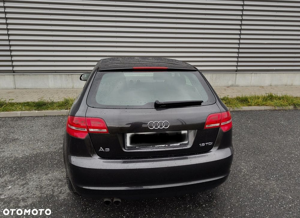 Audi A3 Sportback - 13